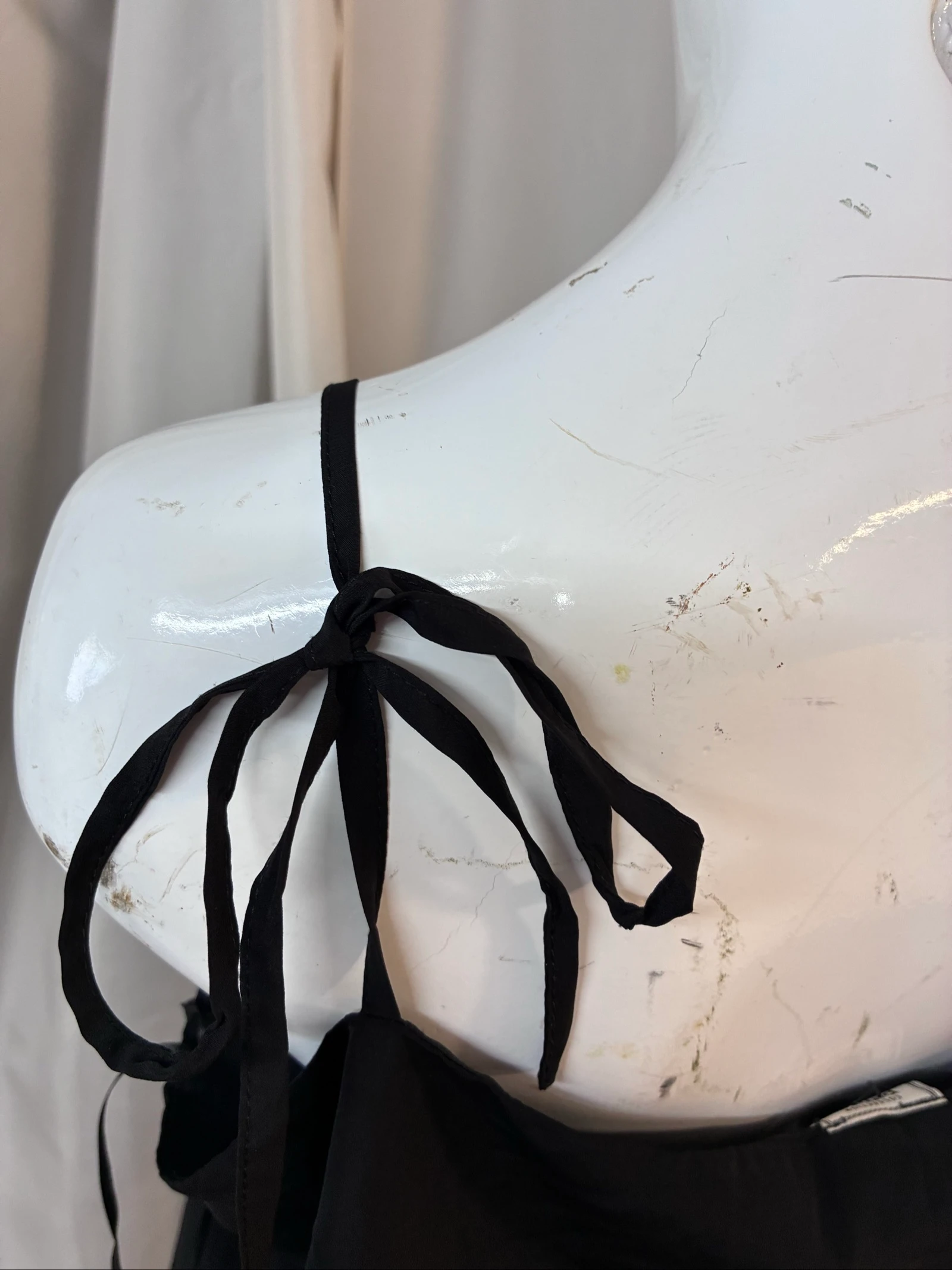 Vloeiende zwarte top met geknoopte bandjes Pimkie Maat XL – photo 7